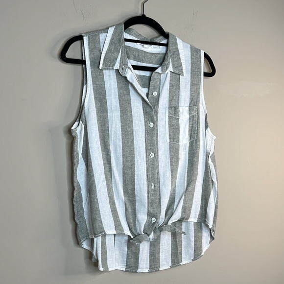 Beach Lunch Lounge tie front button down top shirt sleeveless - Picture 2 of 7